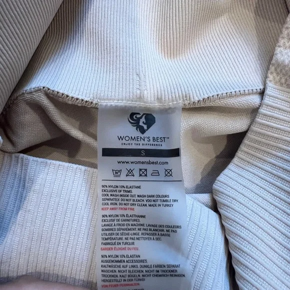 Women’s Best Light Pink Leggings - Picture 2 of 2